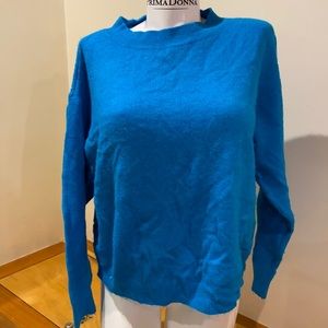 H&M teal sweater